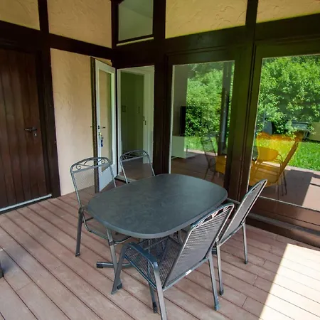 Robinson Crusoe Schwarzkittelpfad 80 Waldbrunn (Baden-Wurttemberg)